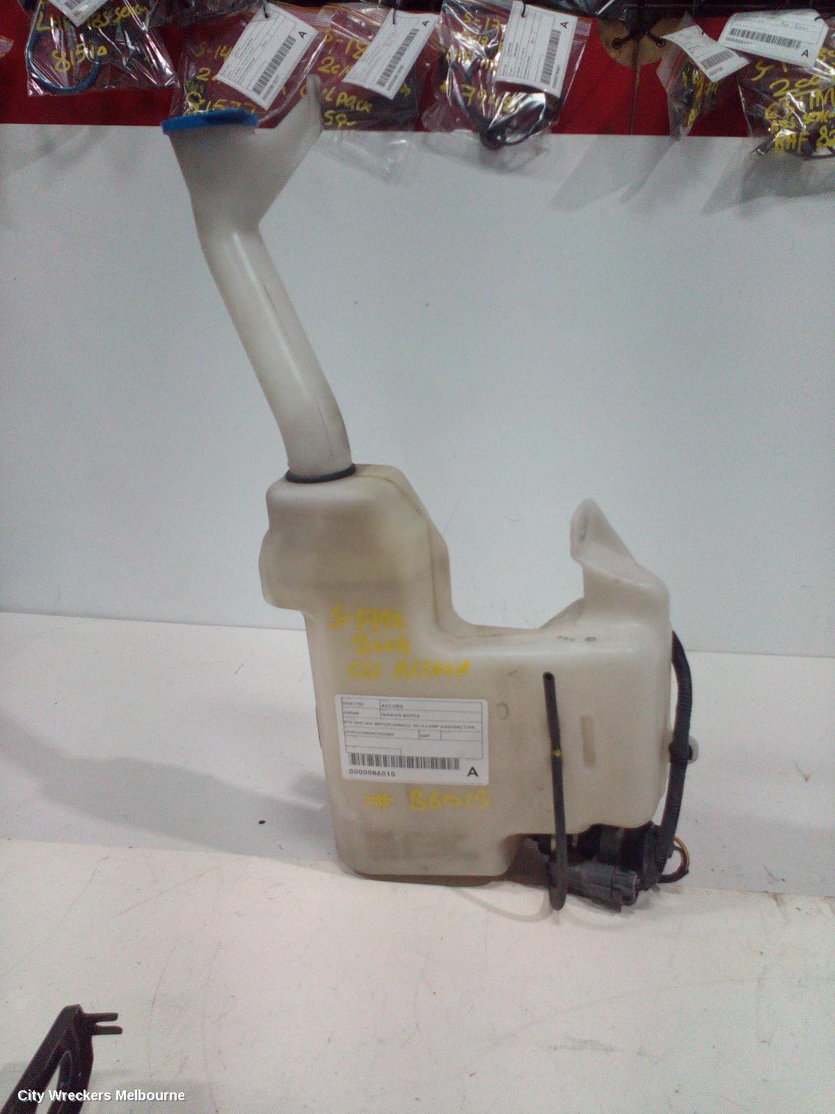 HONDA ACCORD WASHER BOTTLE, 8TH GEN (VIN MRHCP/JHMCU), W/ H/LAMP WASHERS TYPE, 02/2008 ONWARDS - Image 1