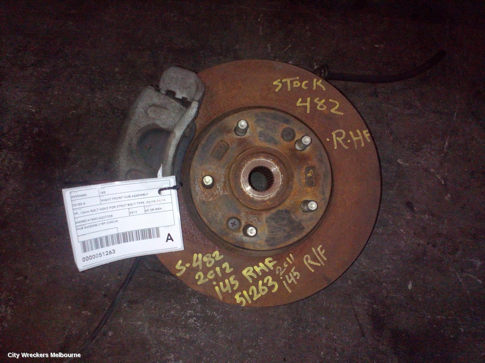 HYUNDAI I45 RIGHT FRONT HUB ASSEMBLY, YF, 13MM BOLT HOLE FOR STRUT BOLT TYPE, 02/2010 - 04/2014 - Image 1