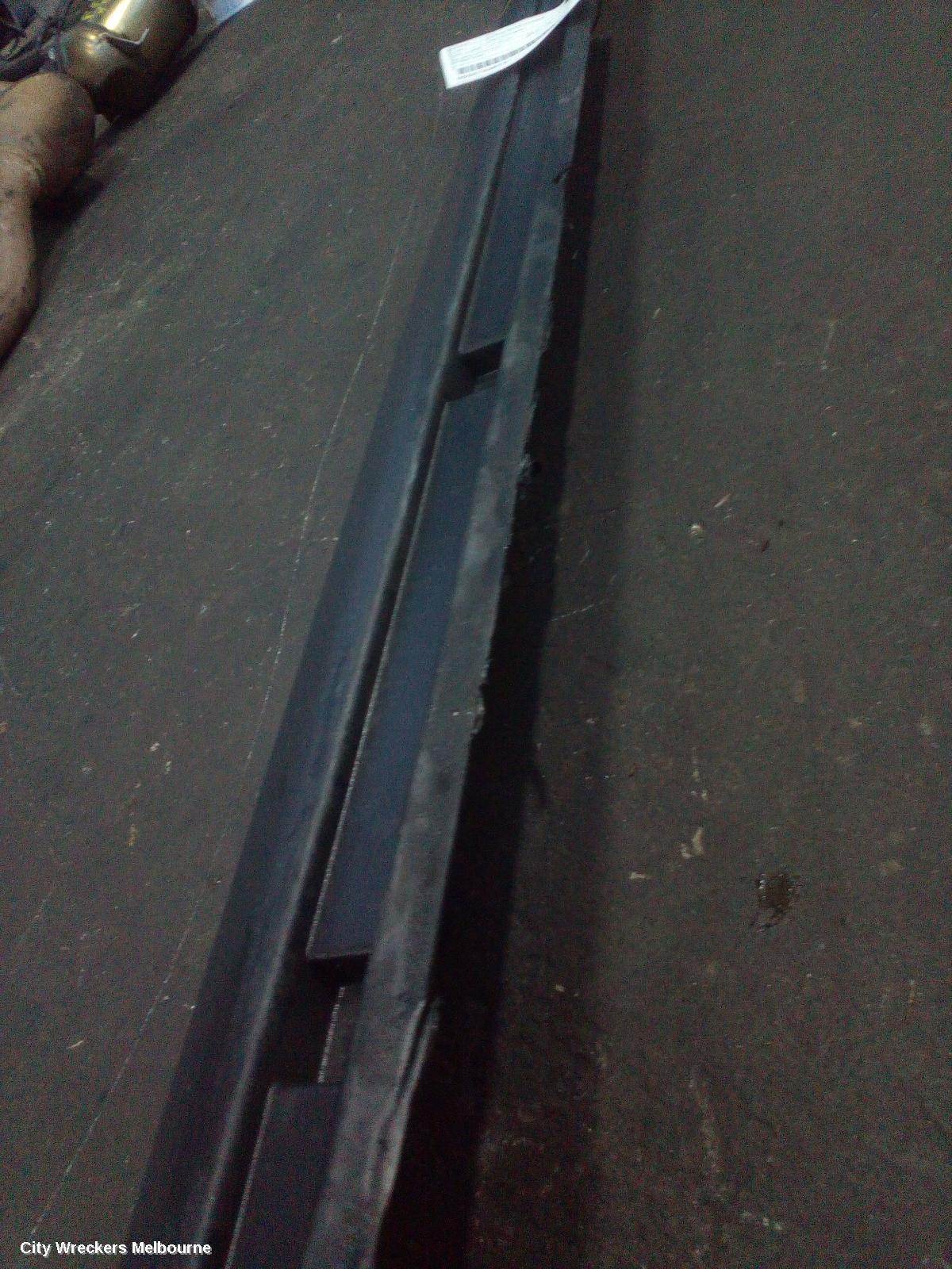 LAND ROVER RANGEROVER EVOQUE SIDE STEP/SKIRT, L538, LH SIDE, 11/2011 - 01/2019 - Image 3