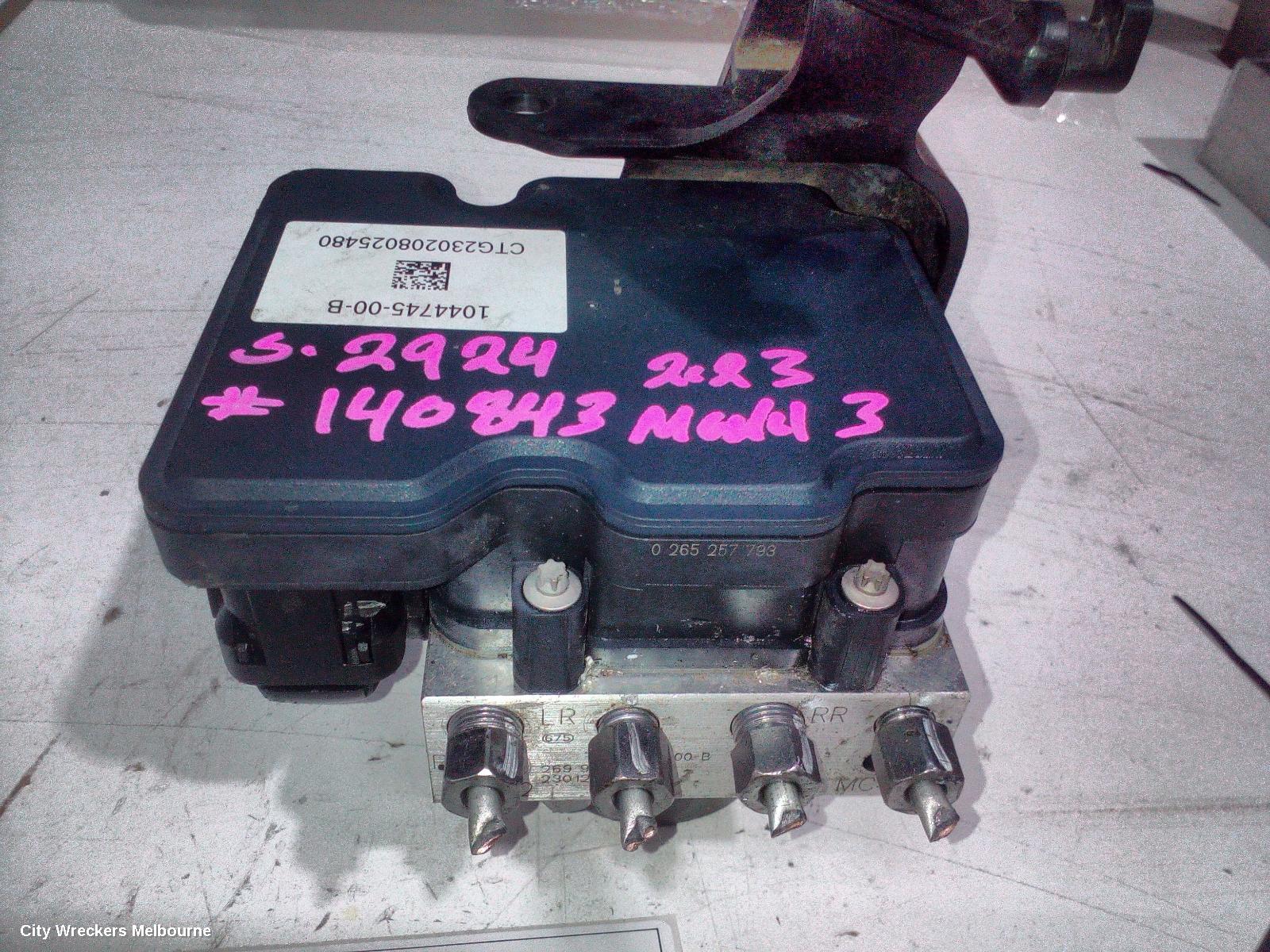 TESLA MODEL 3 ABS PUMP/MODULATOR, 1ST GEN, 06/2019 ONWARDS - Image 2