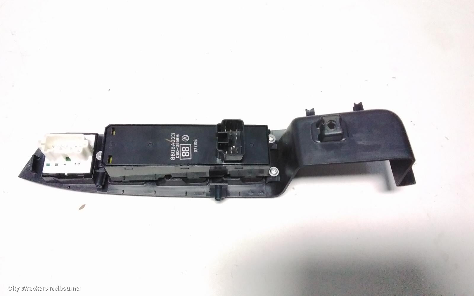 MITSUBISHI OUTLANDER PWR DR WIND SWITCH, RH FRONT (MASTER SWITCH), ZH, 09/2009 - 10/2012 - Image 3