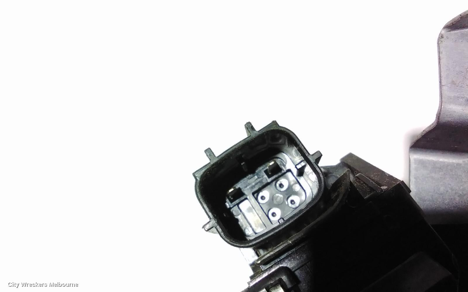 NISSAN NAVARA LEFT FRONT WINDOW REG/MOTOR, NP300, 05/2015 ONWARDS - Image 3