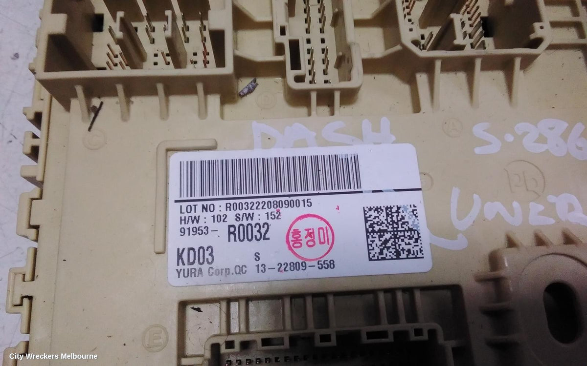 KIA CARNIVAL/GRAND CARNIVAL FUSE BOX, KA4, DIESEL, 2.2, UNDER DASH, 10/2020 ONWARDS - Image 3