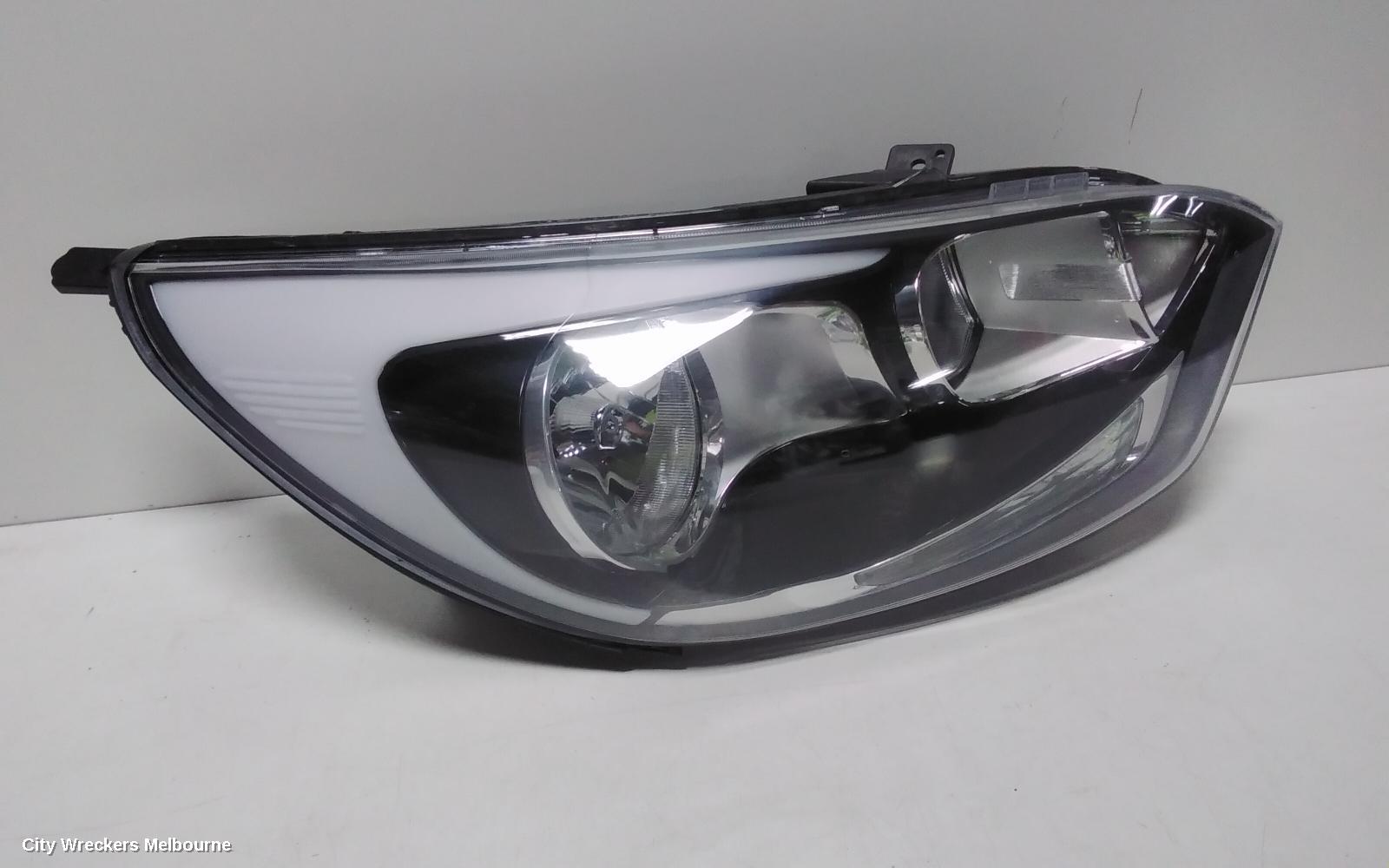 KIA RIO RIGHT HEADLAMP, UB, 3DR/5DR HATCH, SLI/SLS, 08/2011 - 10/2014 - Image 3