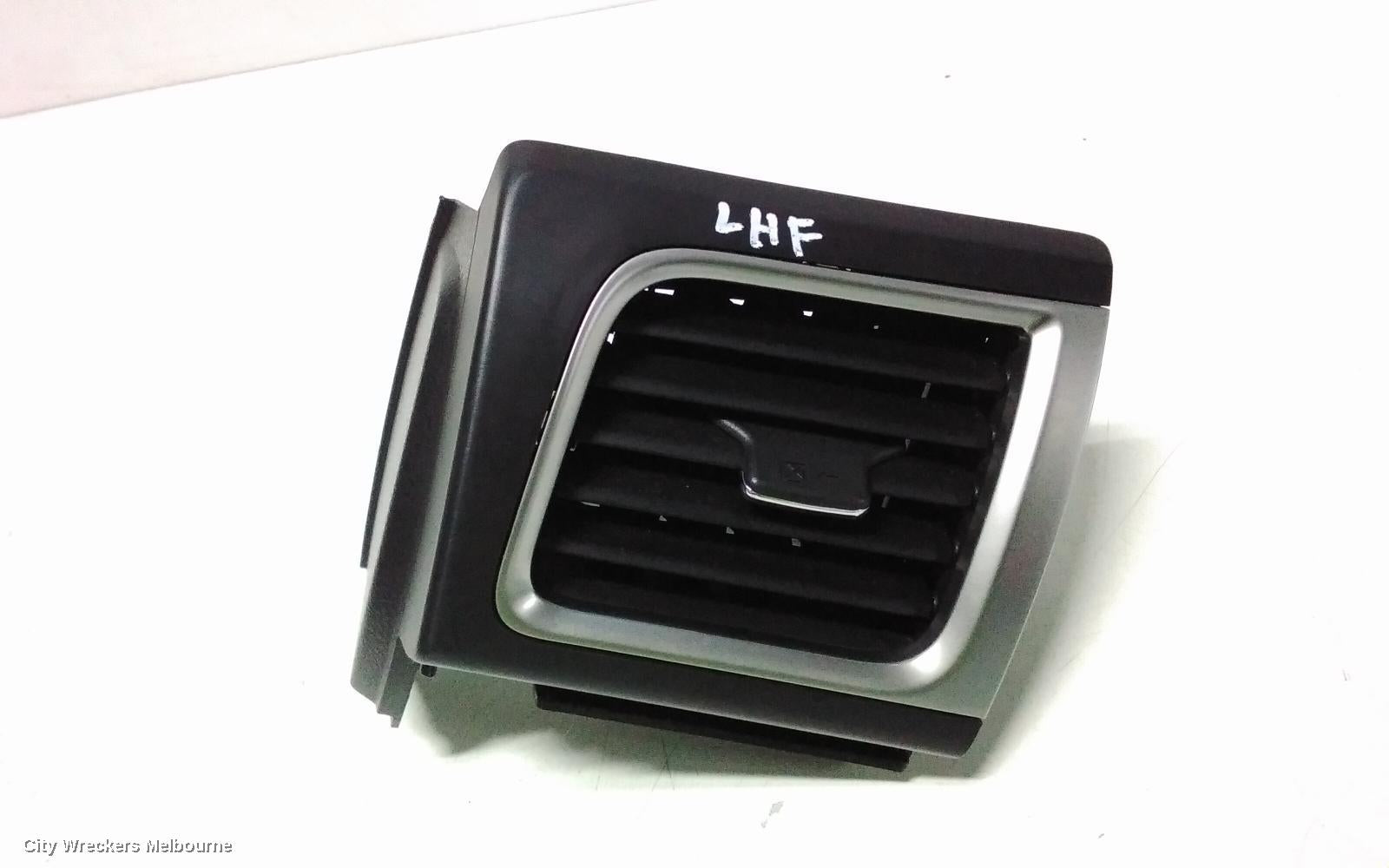 TOYOTA KLUGER, XU50 SERIES, 03/2014 - 02/2021, LH AIRVENT: 116303 - Image 2
