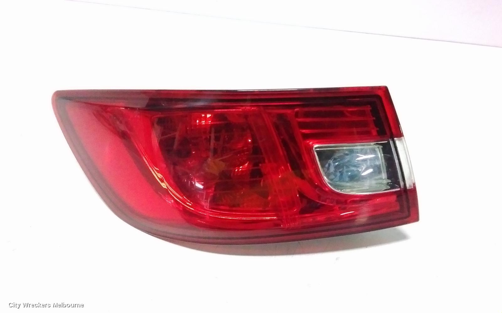 RENAULT CLIO LEFT TAILLIGHT, X98, 09/2013 - 07/2016 - Image 2