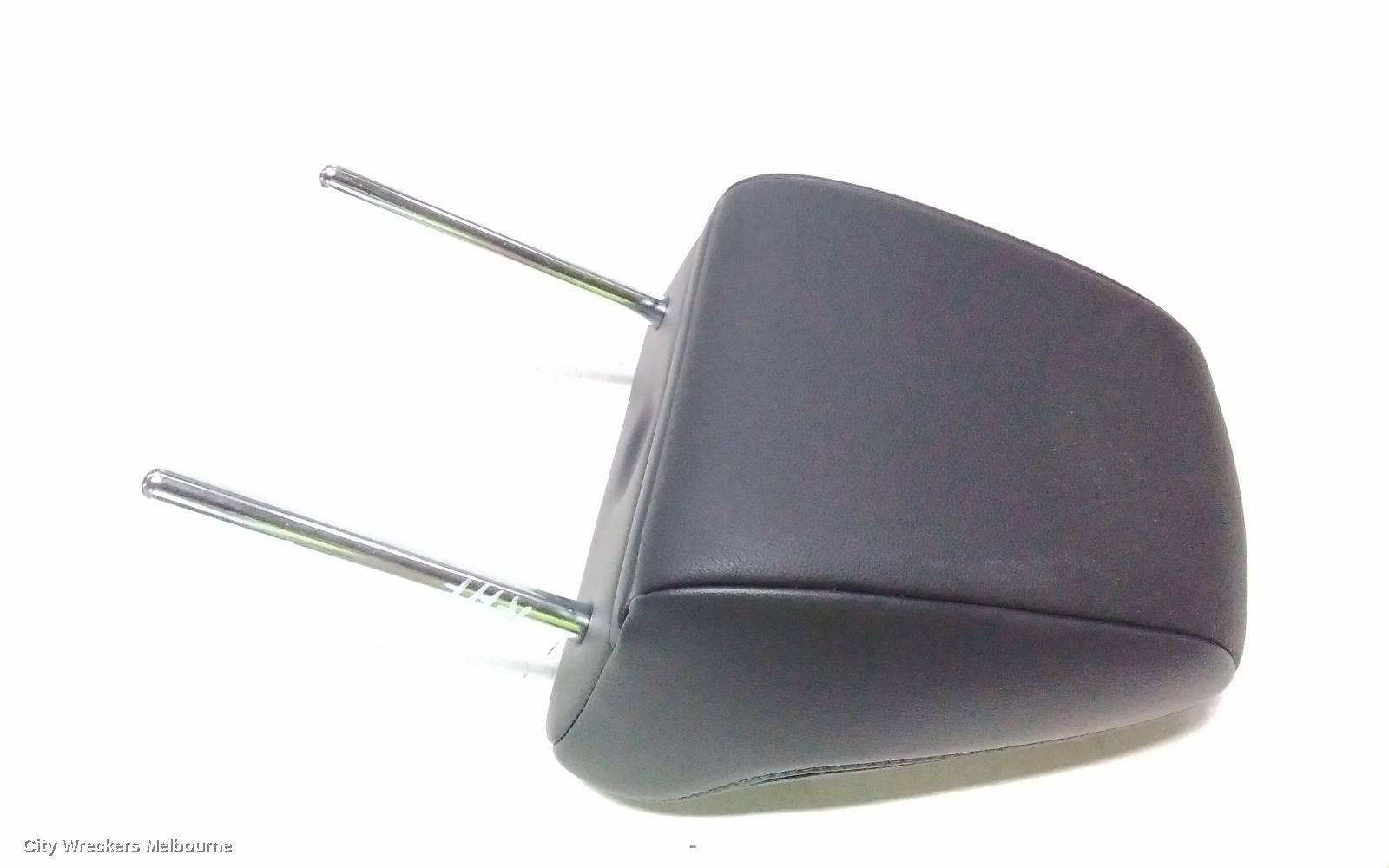 TOYOTA C-HR HEADREST, GEN 1, RH FRONT, 12/2016 - 09/2023 - Image 2