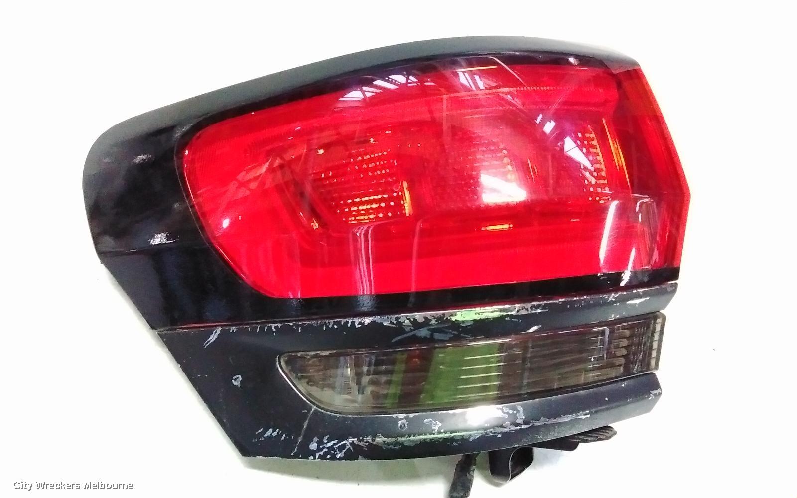 JEEP GRANDCHEROKEE LEFT TAILLIGHT, WK, SRT/75TH ANNIV/TRACKHAWK/BLACKHAWK, BLACK BEZEL, 04/2013 ONWARDS - Image 2