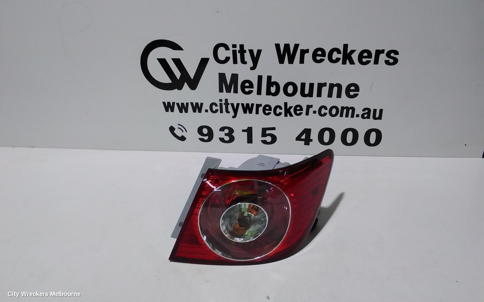 HOLDEN EPICA RIGHT TAILLIGHT, EP, 02/2007 - 07/2008 - Image 1