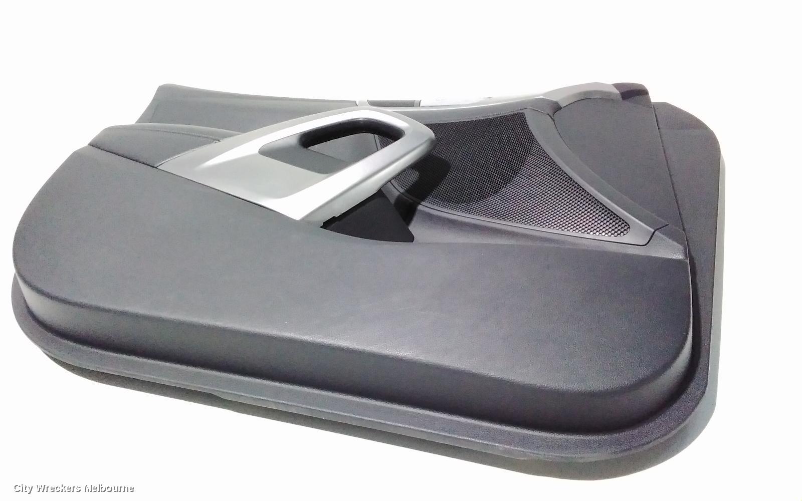HYUNDAI VELOSTER DOOR TRIM, LH FRONT, FS, NON TURBO, VELOSTER+ TYPE, 12/2011 - 02/2018 - Image 1
