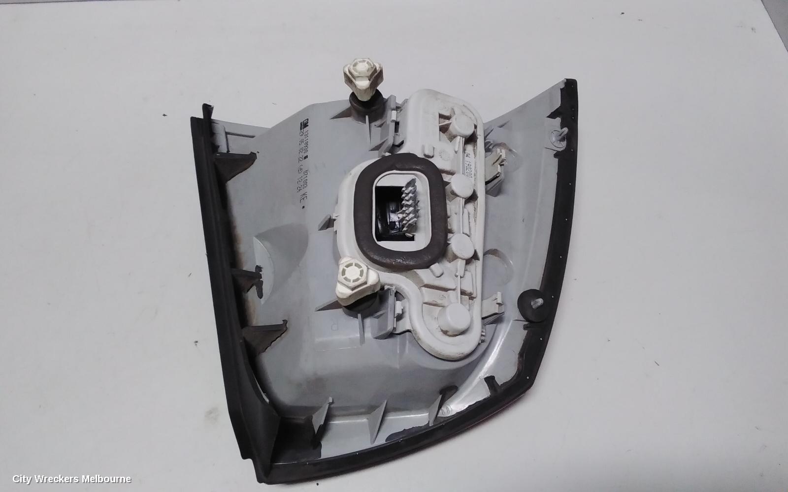 HOLDEN ASTRA RIGHT TAILLIGHT, TS, 5DR & 3DR, 09/1998 - 10/2006 - Image 3