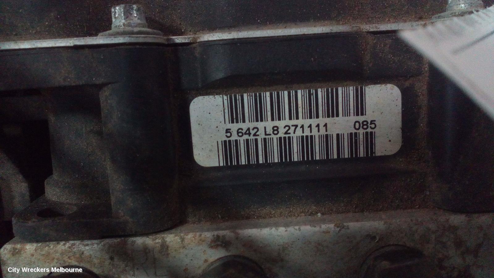 HYUNDAI I45 ABS PUMP/MODULATOR, YF, 10/2010 - 01/2014 - Image 2