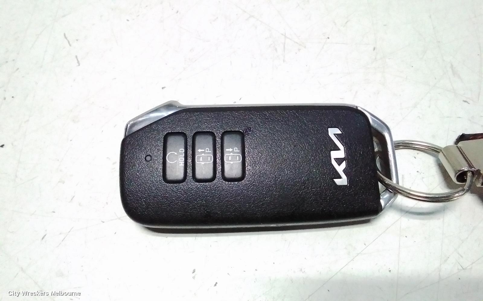 KIA SORENTO KEY FOB, UM, 03/2015 - 02/2020 - Image 2