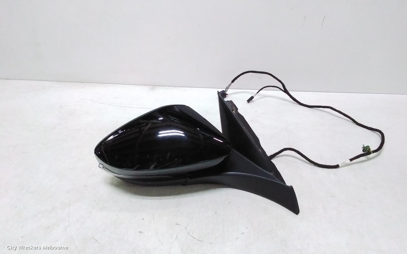 VOLKSWAGEN T-ROC RIGHT DOOR MIRROR, A1, POWER FOLD & HEATED TYPE, W/ BLIND SPOT TYPE, COLOUR CODED, 03/2020 - 07/2022 - Image 1