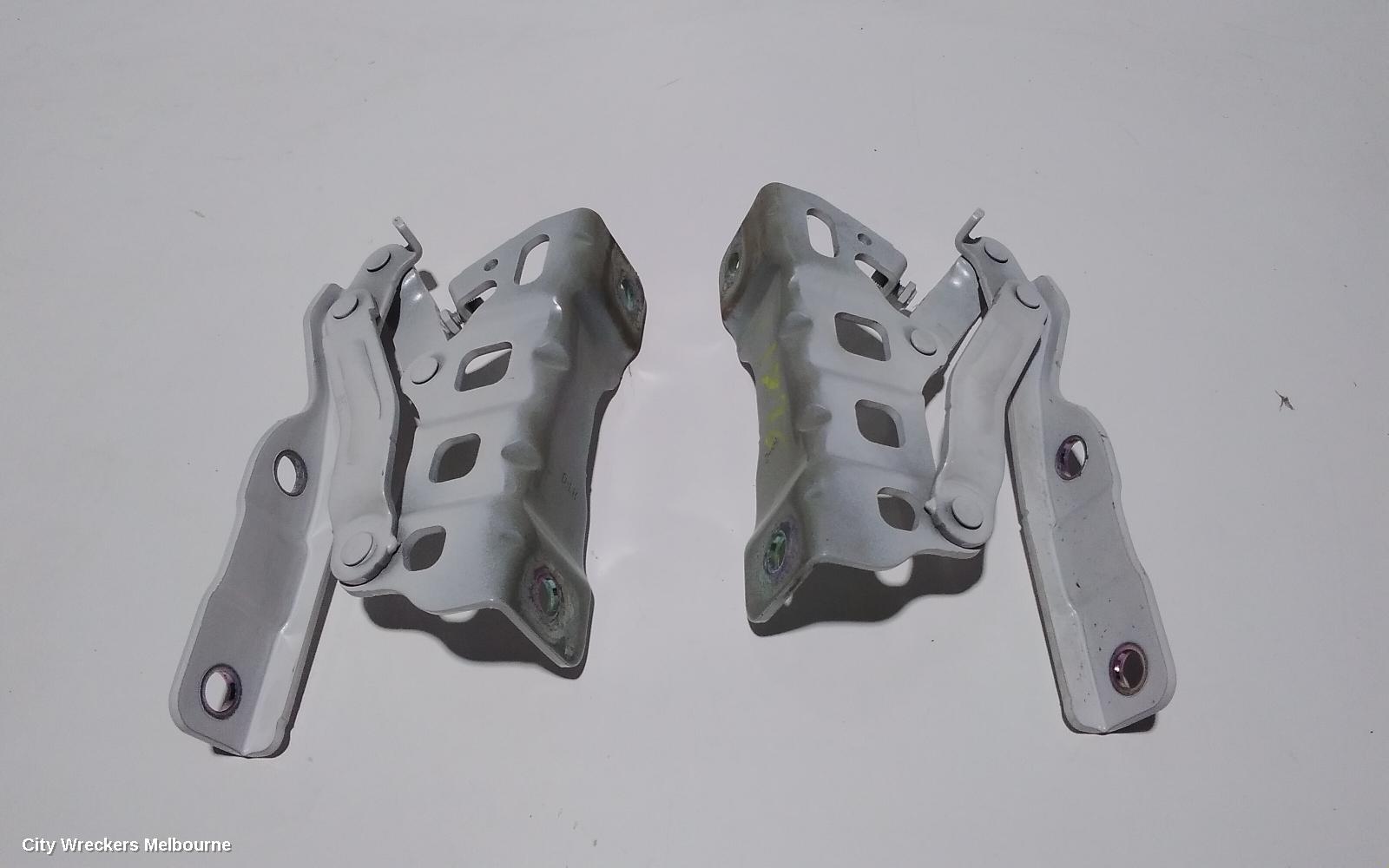 HYUNDAI TUCSON BONNET HINGE/STRUT, HINGES (PAIR), (KOREA VIN KMHJ), TL, 07/2015 - 01/2021 - Image 2