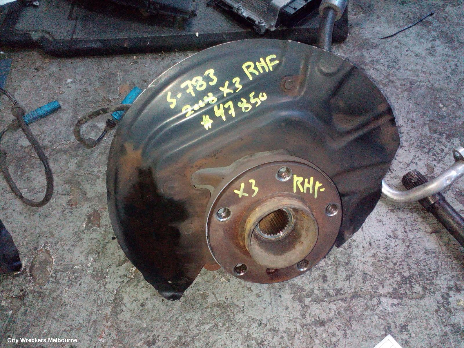 BMW X3 RIGHT FRONT HUB ASSEMBLY, E83, 06/2004 - 11/2010 - Image 1