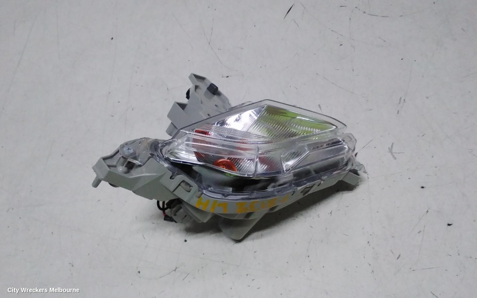 MAZDA CX3 LEFT INDICATOR/FOG/SIDE, BUMPER FLASHER, DK, 03/2015 ONWARDS - Image 3