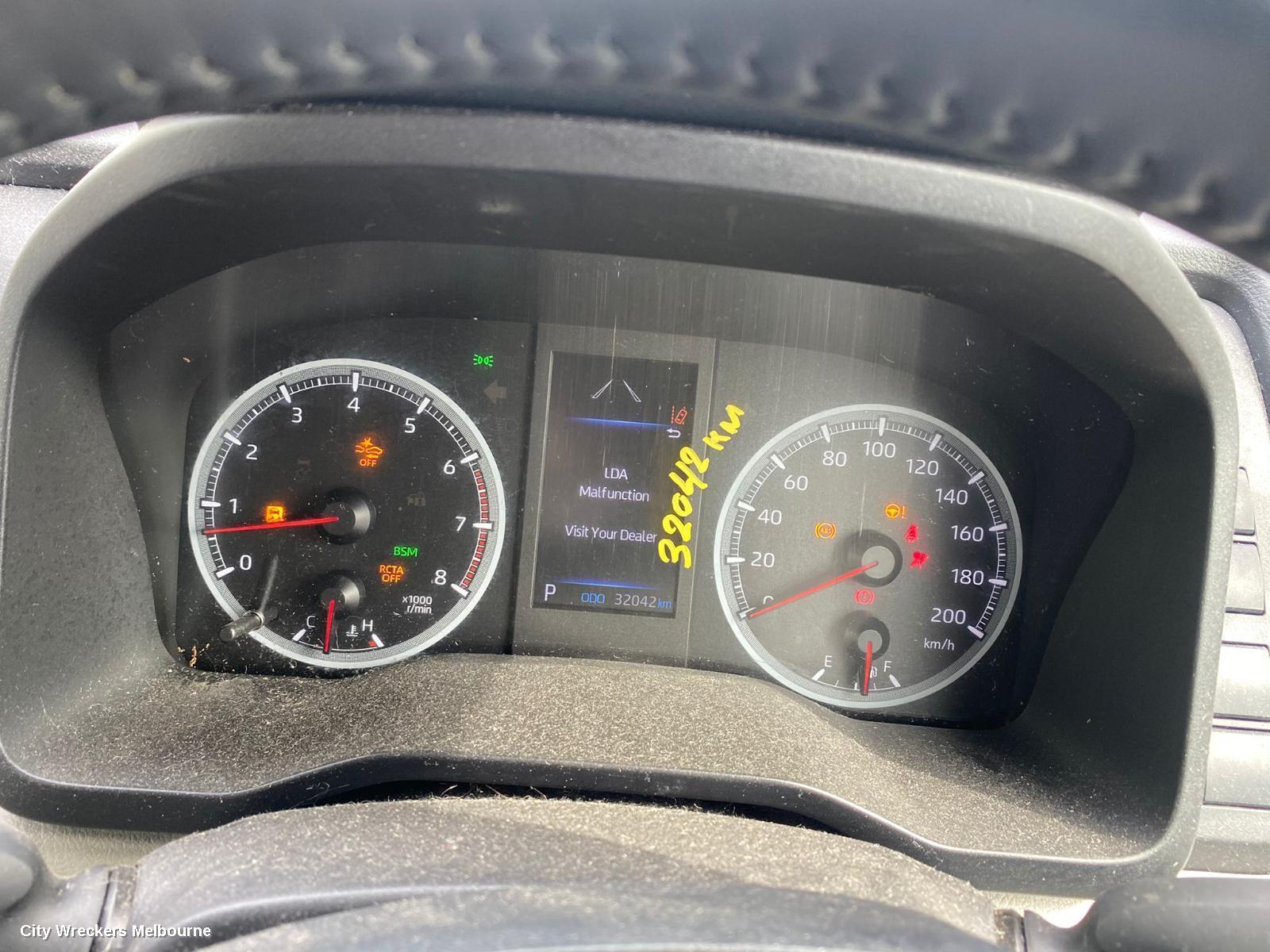 TOYOTA HIACE INSTRUMENT CLUSTER, PETROL, AUTO T/M, 300 SERIES, 04/2019 - 12/2021 - Image 1