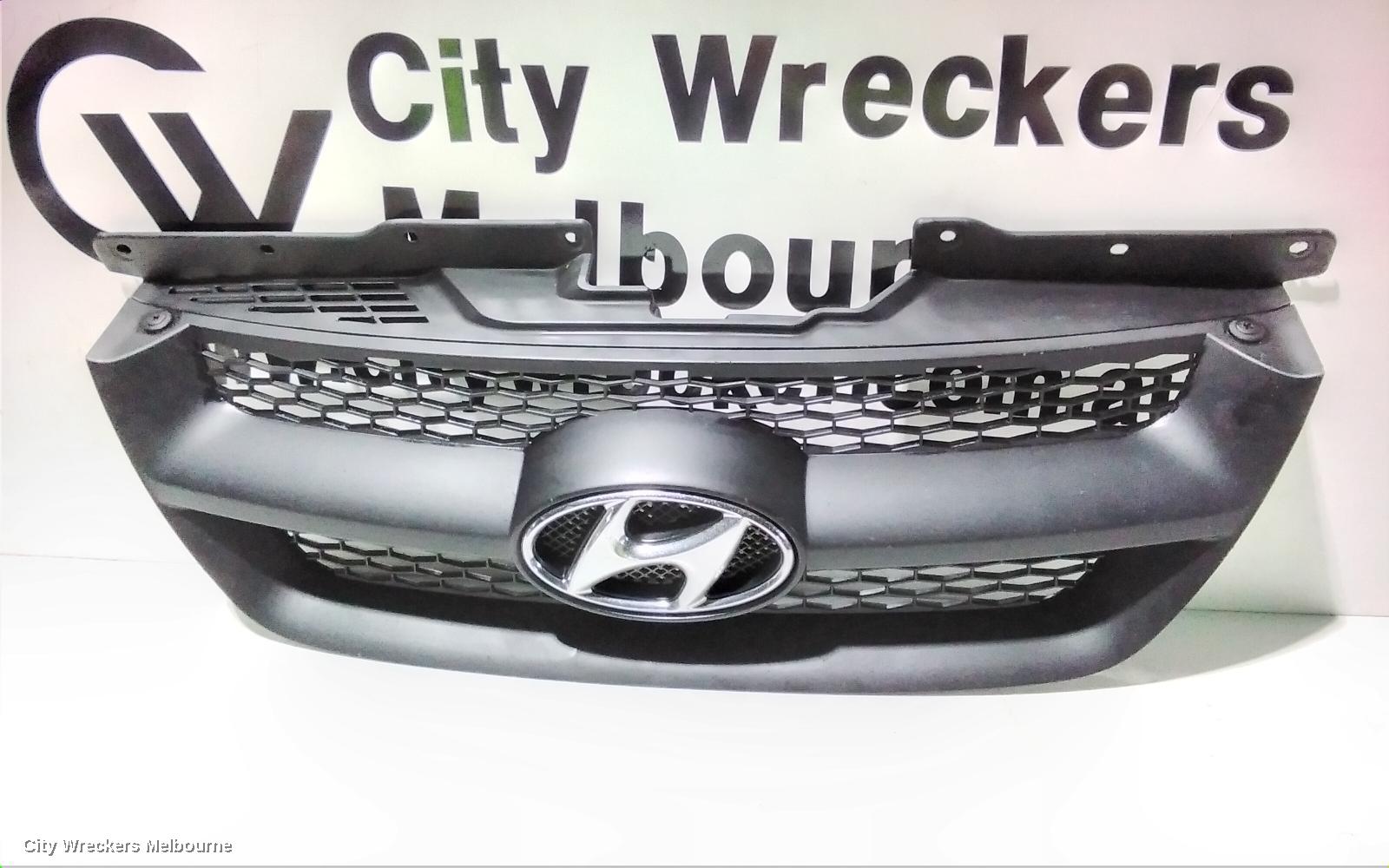 HYUNDAI SONATA GRILLE, RADIATOR GRILLE, NF, 06/2005 - 05/2008 - Image 3