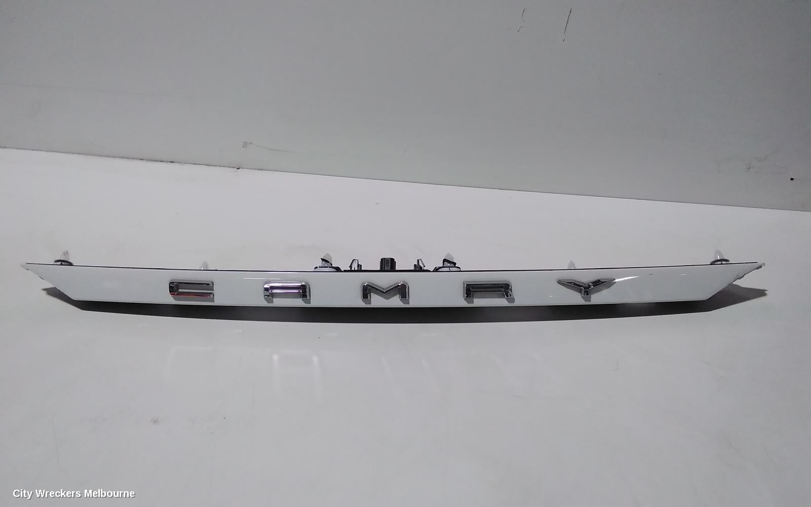 TOYOTA CAMRY REAR GARNISH, BOOTLID GARNISH, XV70, 09/2017 ONWARDS - Image 2