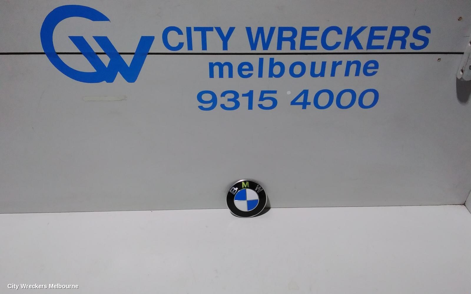 BMW 5 SERIES BADGE - Image 1