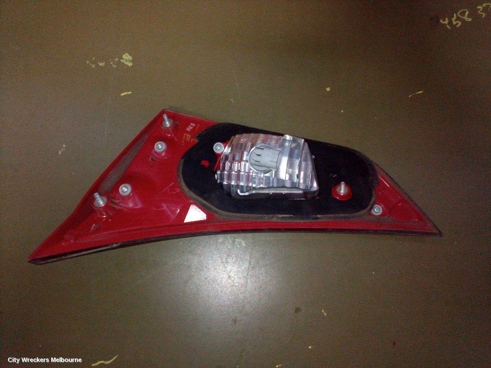 TOYOTA COROLLA REAR GARNISH, TAILGATE LAMP (LH SIDE), ZRE182R, HATCH, 10/2012 - 03/2015 - Image 3