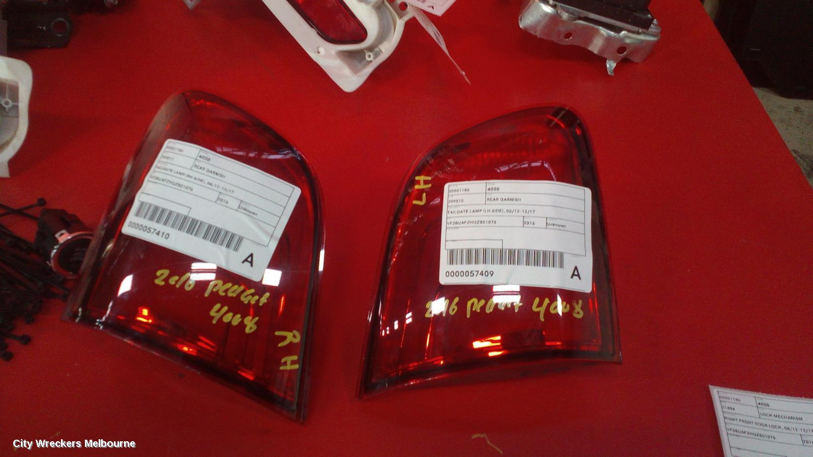 PEUGEOT 4008 REAR GARNISH, TAILGATE LAMP (LH SIDE), 06/2012 - 12/2017 - Image 2