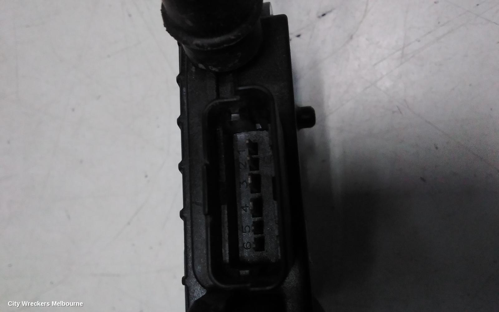 HYUNDAI GENESIS DOOR/BOOT/GATE LOCK, LEFT REAR DOOR LOCK, DH, ULTIMATE PACK TYPE, 11/2014 - 01/2018 - Image 3