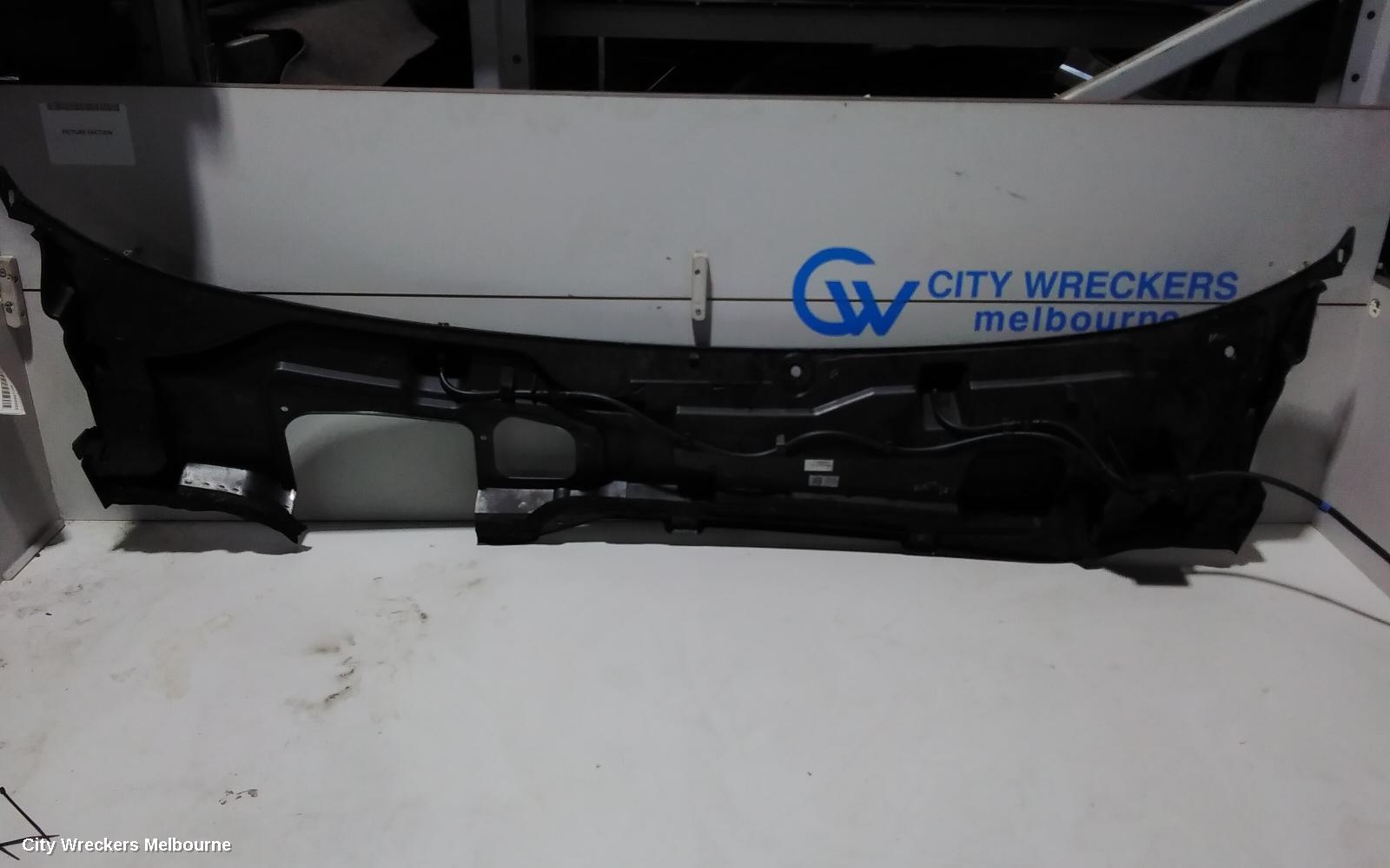 LAND ROVER DISCOVERY SPORT PLENUM CHAMBER, L550, 01/2015 ONWARDS - Image 3