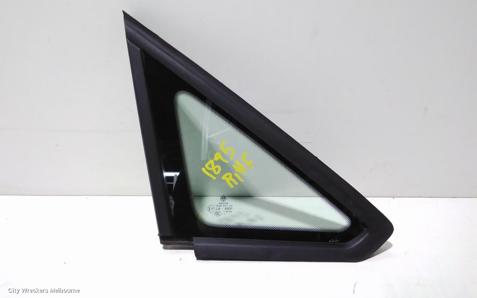 VOLKSWAGEN CADDY RIGHT REAR SIDE GLASS, STANDARD TYPE, 2KN, 12/2015 - 02/2021 - Image 2