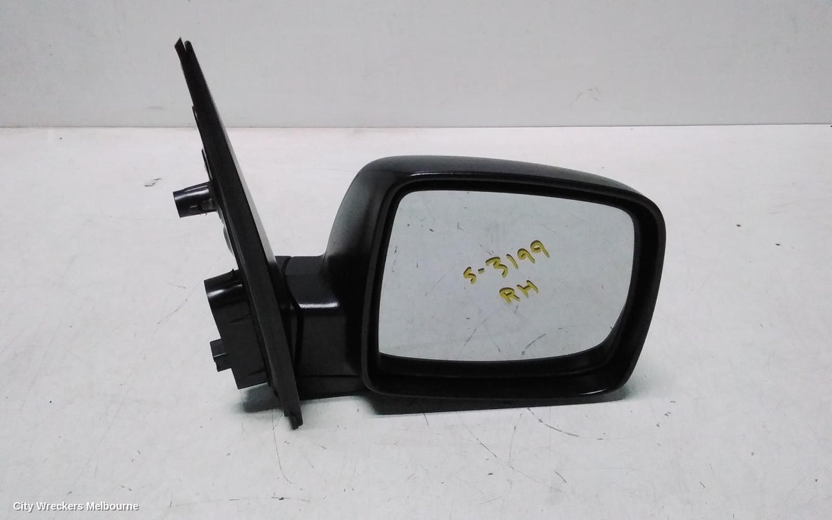 HYUNDAI ILOAD/IMAX RIGHT DOOR MIRROR, TQ, MANUAL FOLDING TYPE, BLACK, 11/2007 - 03/2021 - Image 3