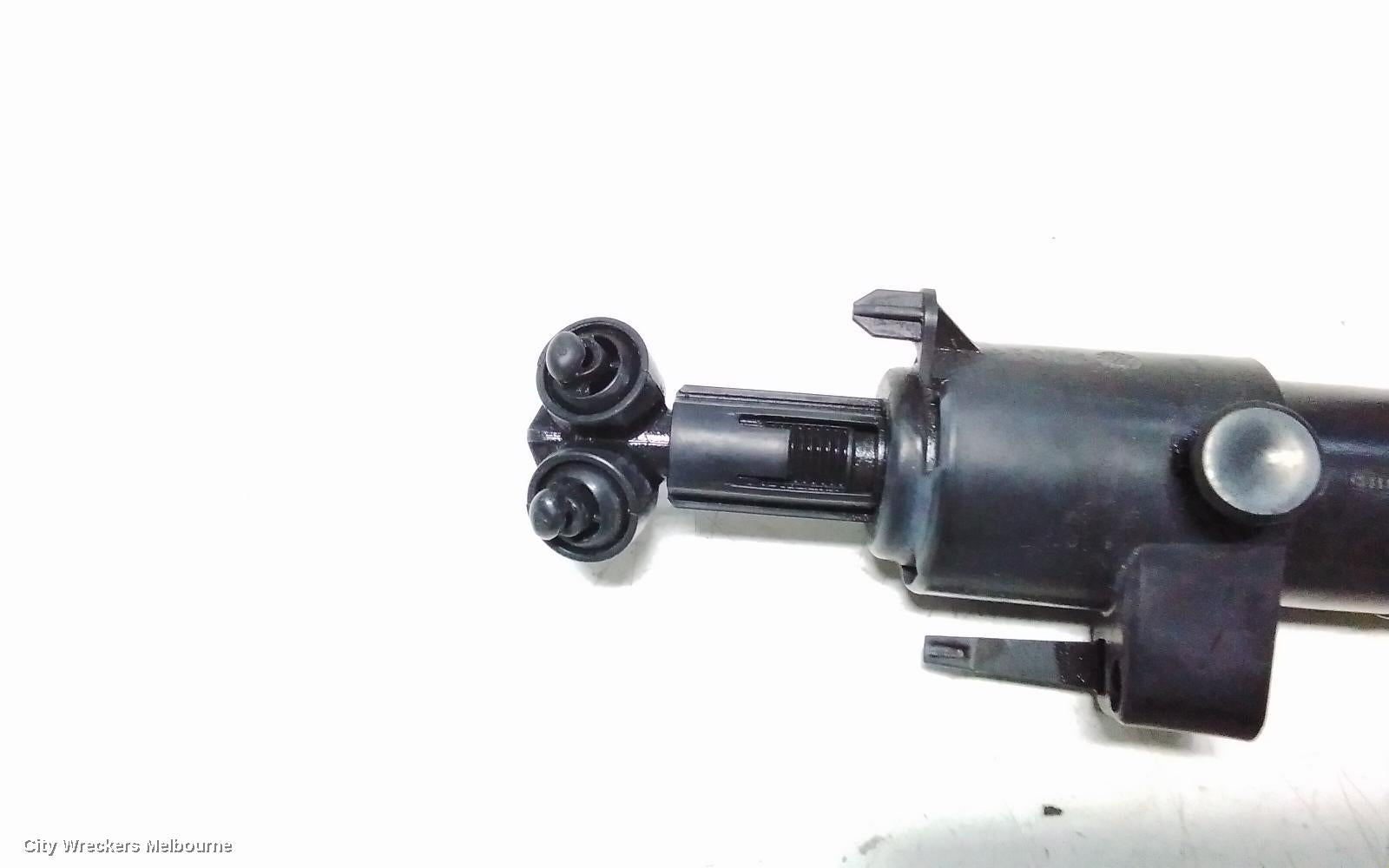 MERCEDES CLC CLASS WASHER JET, CL203 08/2008 - 03/2011 - Image 3