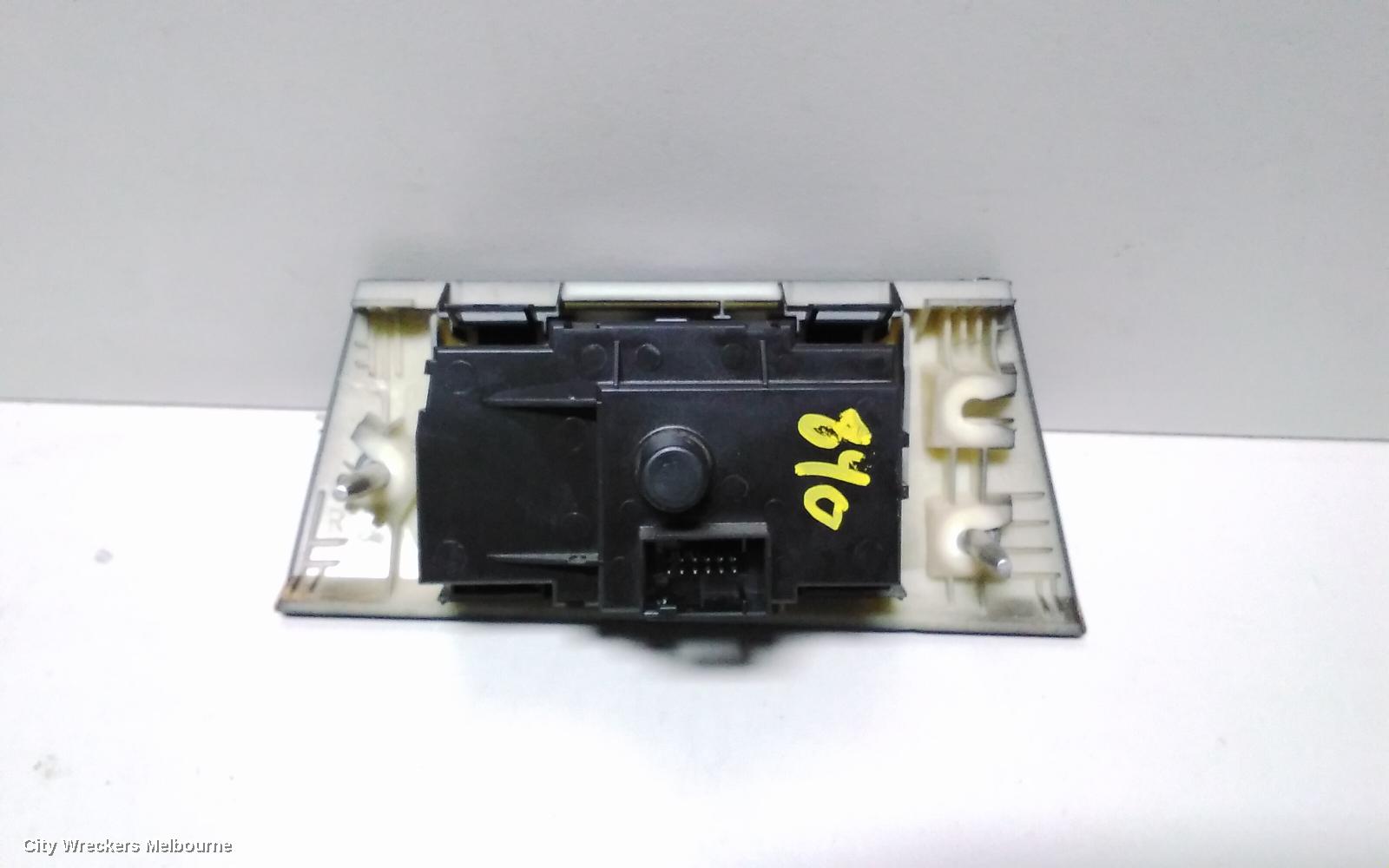BMW 3 SERIES COMBINATION SWITCH, HEADLAMP SWITCH, E90/E91/E92/E93, P/N 693279604, 03/2005 - 08/2008 - Image 3