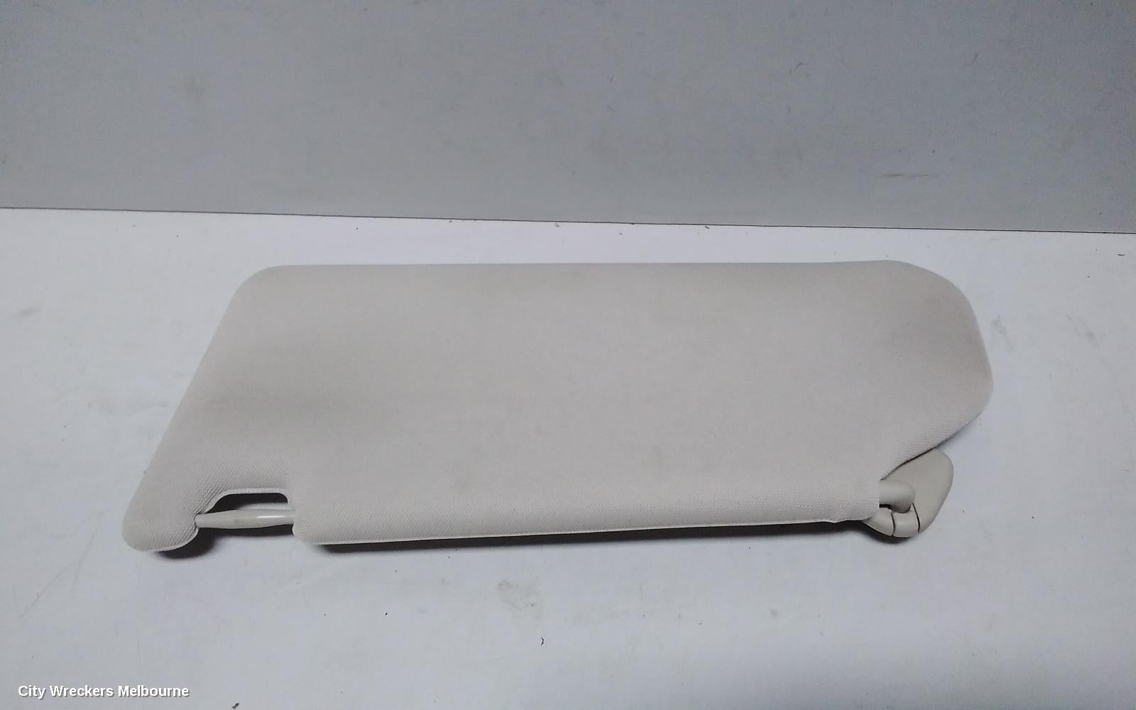 MITSUBISHI OUTLANDER SUNVISOR, ZK, RH SIDE, 04/2015 ONWARDS - Image 3