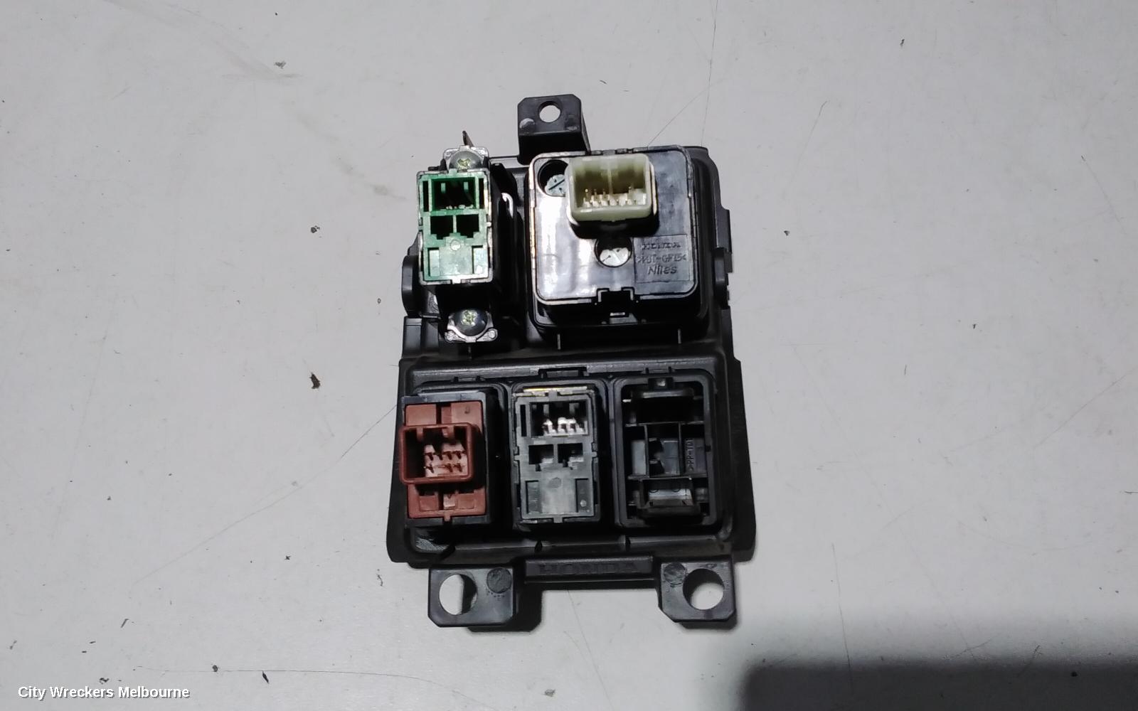 HONDA ODYSSEY, RC1, 02/2014 - 03/2022, LOWER DASH PANEL: 83726 - Image 3