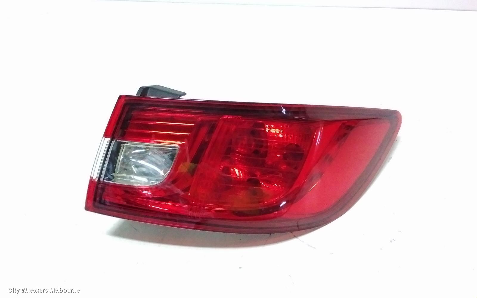 RENAULT CLIO RIGHT TAILLIGHT, X98, 09/2013 - 07/2016 - Image 2
