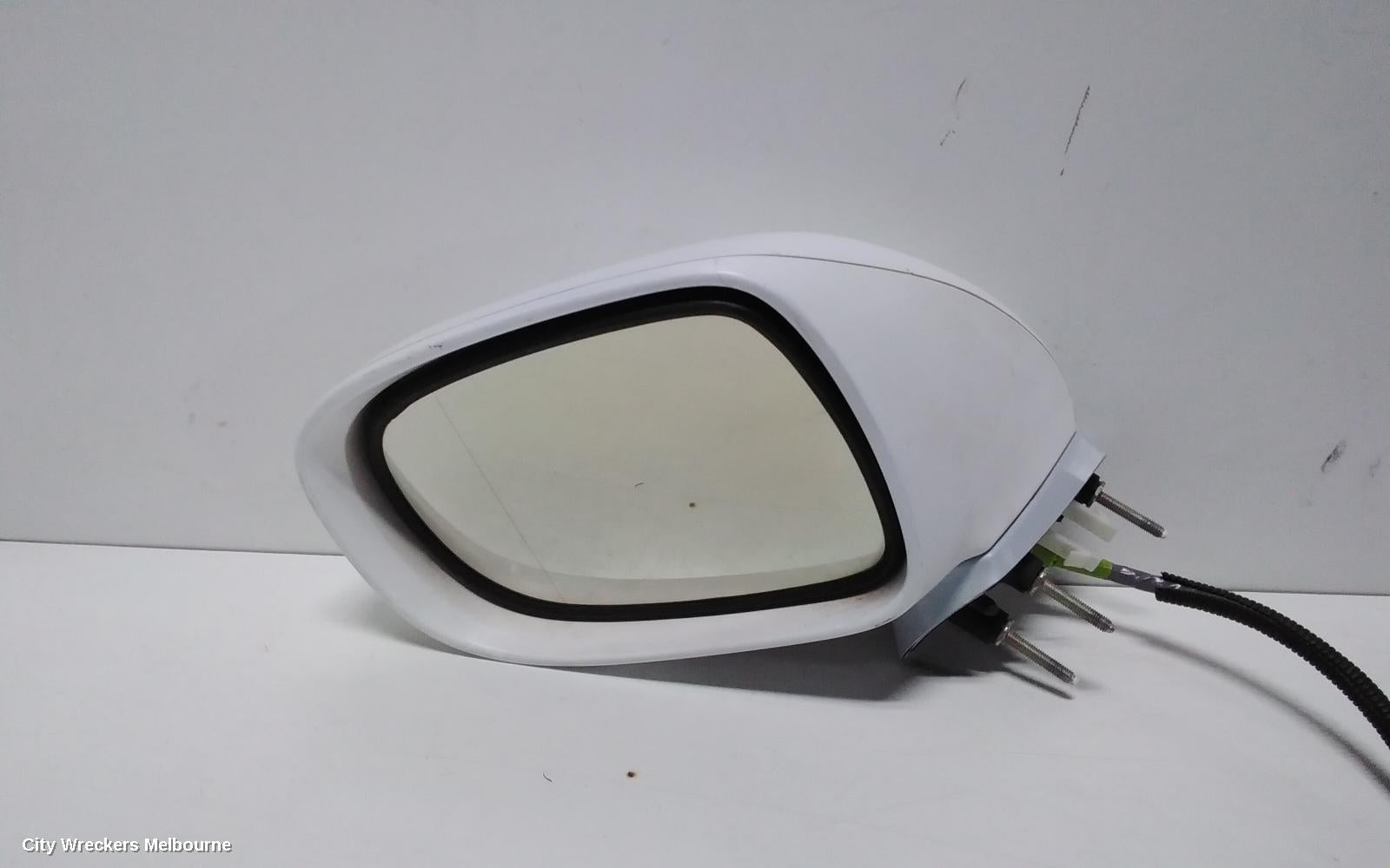 LEXUS IS250/IS250C LEFT DOOR MIRROR, IS250, GSE20R, SEDAN, SPORTS/SPORTS LUXURY, NON INDICATOR TYPE (2 PLUG), 11/2005 - 09/2008 - Image 2