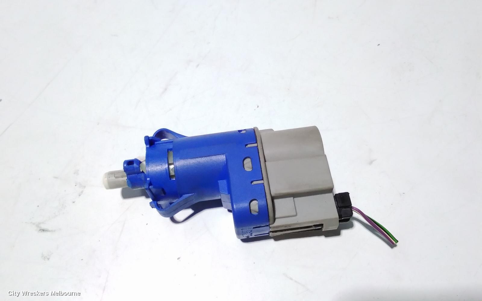 LAND ROVER RANGEROVER EVOQUE, L538, 11/2011 - 01/2019, BRAKE PEDAL SENSOR SWITCH  BJ329C872AA: 87066 - Image 2