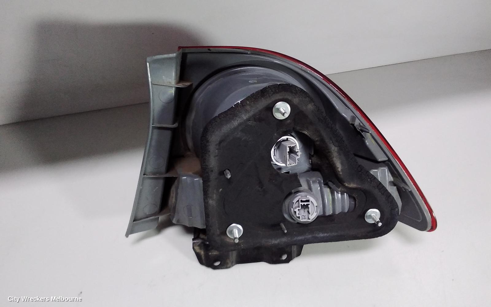HONDA CIVIC LEFT TAILLIGHT, 8TH GEN, SEDAN, 02/2006 - 12/2008 - Image 3