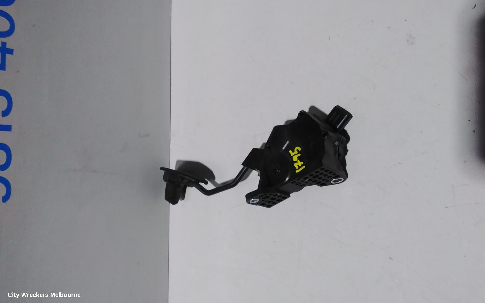 TOYOTA COROLLA PEDAL ASSEMBLY, ACCELERATOR PEDAL, ZRE182R, 10/2012 - 06/2018 - Image 1