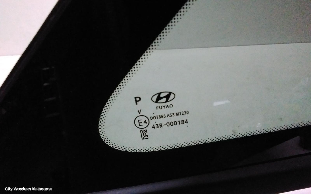 HYUNDAI TUCSON RIGHT REAR SIDE GLASS, NX4, PRIVACY TINT TYPE, 02/2021 ONWARDS - Image 3