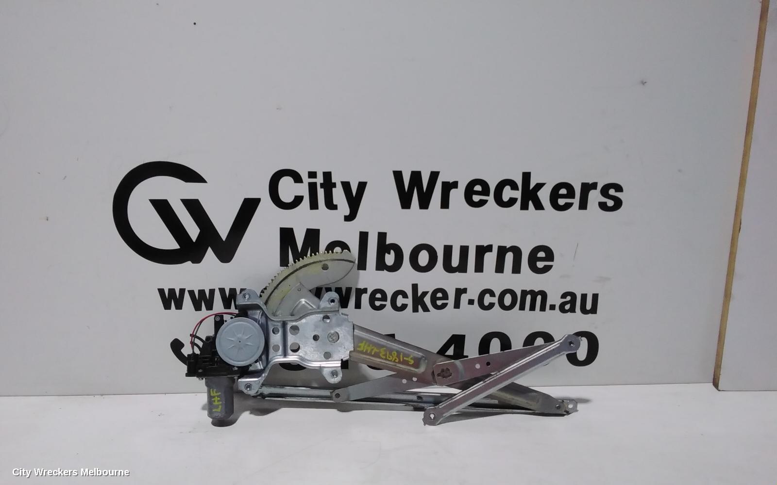 SUZUKI SX4 LEFT FRONT WINDOW REG/MOTOR, POWER, 02/2007 - 01/2014 - Image 1