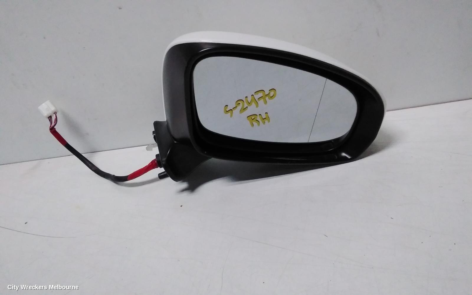 TOYOTA PRIUS RIGHT DOOR MIRROR, ZVW40R, PRIUS V, 05/2012 - 03/2021 - Image 3