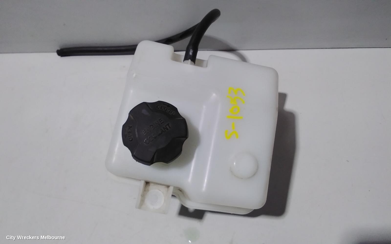 HYUNDAI I40 OVERFLOW BOTTLE, VF, 09/2011 - 12/2019 - Image 2