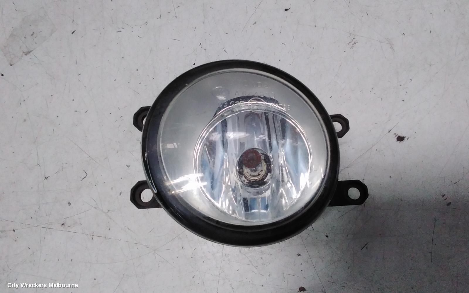 TOYOTA RAV4 LEFT INDICATOR/FOG/SIDE, BUMPER FOGLAMP, ACA33, 11/2005 - 11/2012 - Image 1
