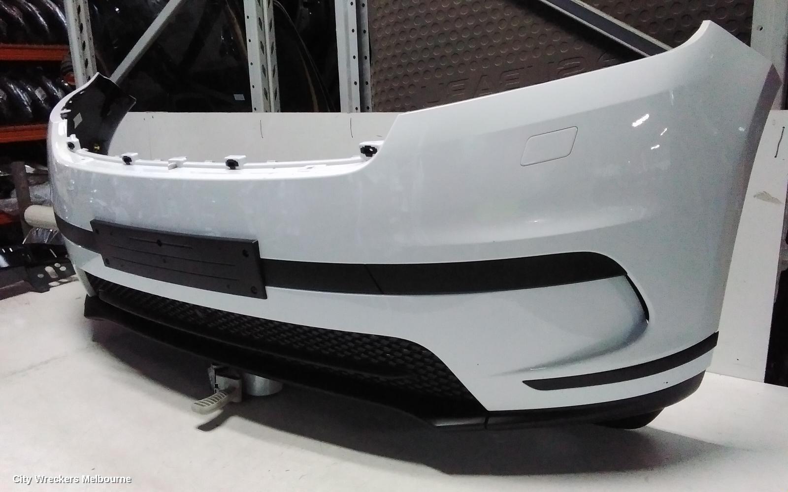 LAND ROVER RANGEROVER VELAR FRONT BUMPER, L560, 05/2017 ONWARDS - Image 3