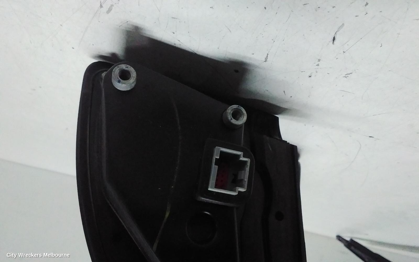 FORD RANGER LEFT DOOR MIRROR, XLS, SILVER, MANUAL FOLD, NON INDICATOR TYPE, PX SERIES 2-3, 06/2015 - 04/2022 - Image 3
