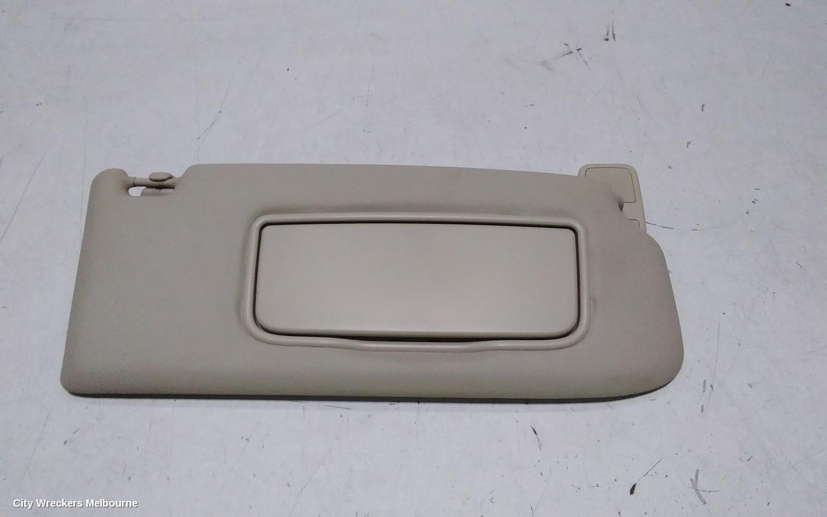 VOLVO XC60 SUNVISOR, DZ, RH SIDE, 02/2009 - 04/2017 - Image 2
