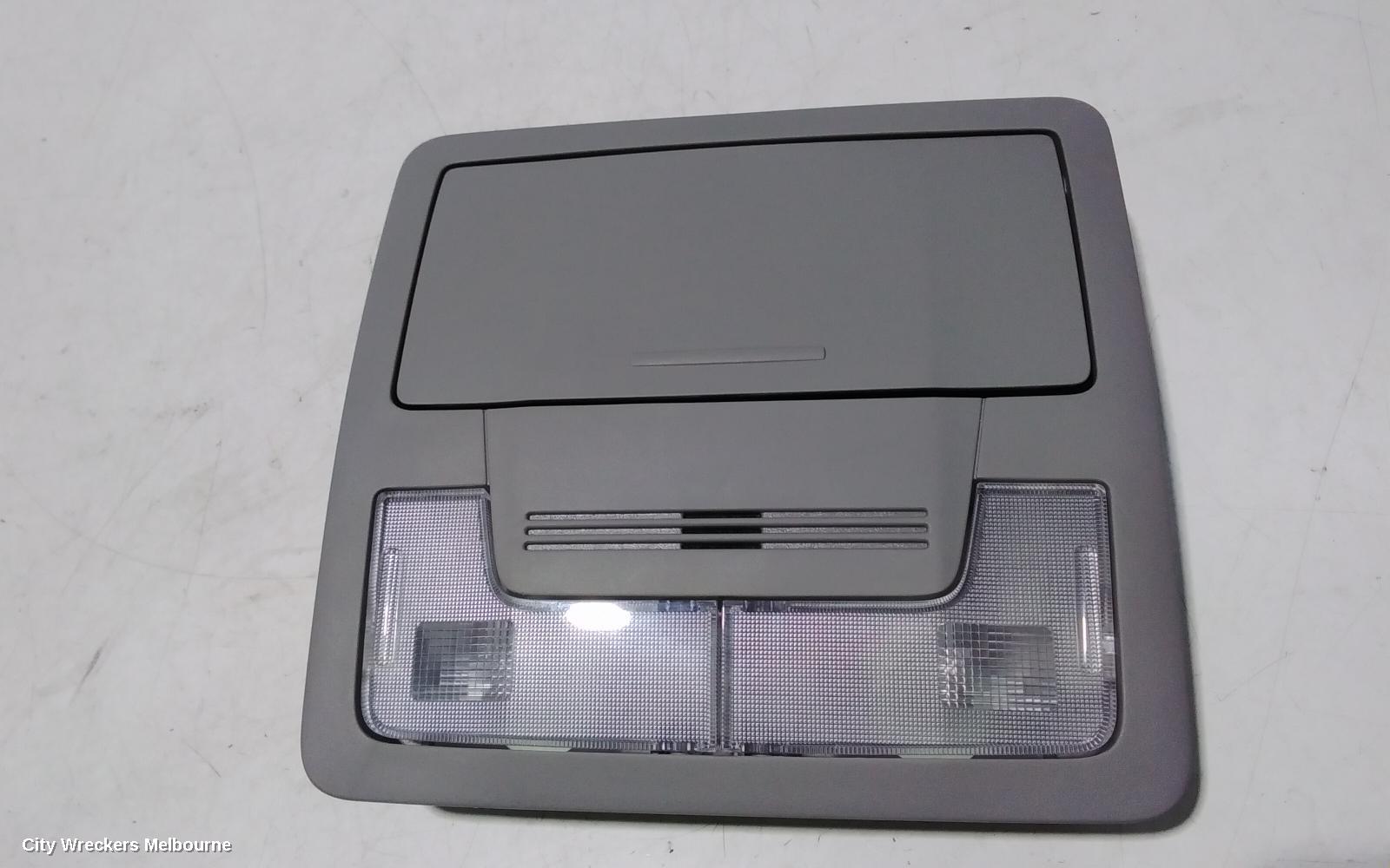 TOYOTA AURION COURTESY LIGHT, GSV50R 04/2012 - 08/2017 - Image 2