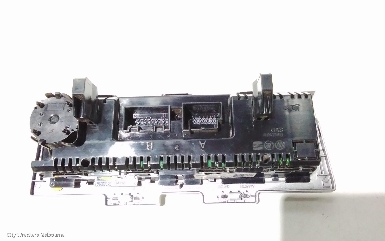 VOLKSWAGEN POLO HEATER/AC CONTROLS, STANDARD TYPE, 6R, 05/2010 - 09/2017 - Image 3